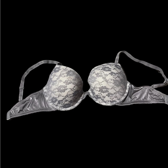 Self Expressions by Maidenform Underwire Push-up Bra - Picture 4 of 10